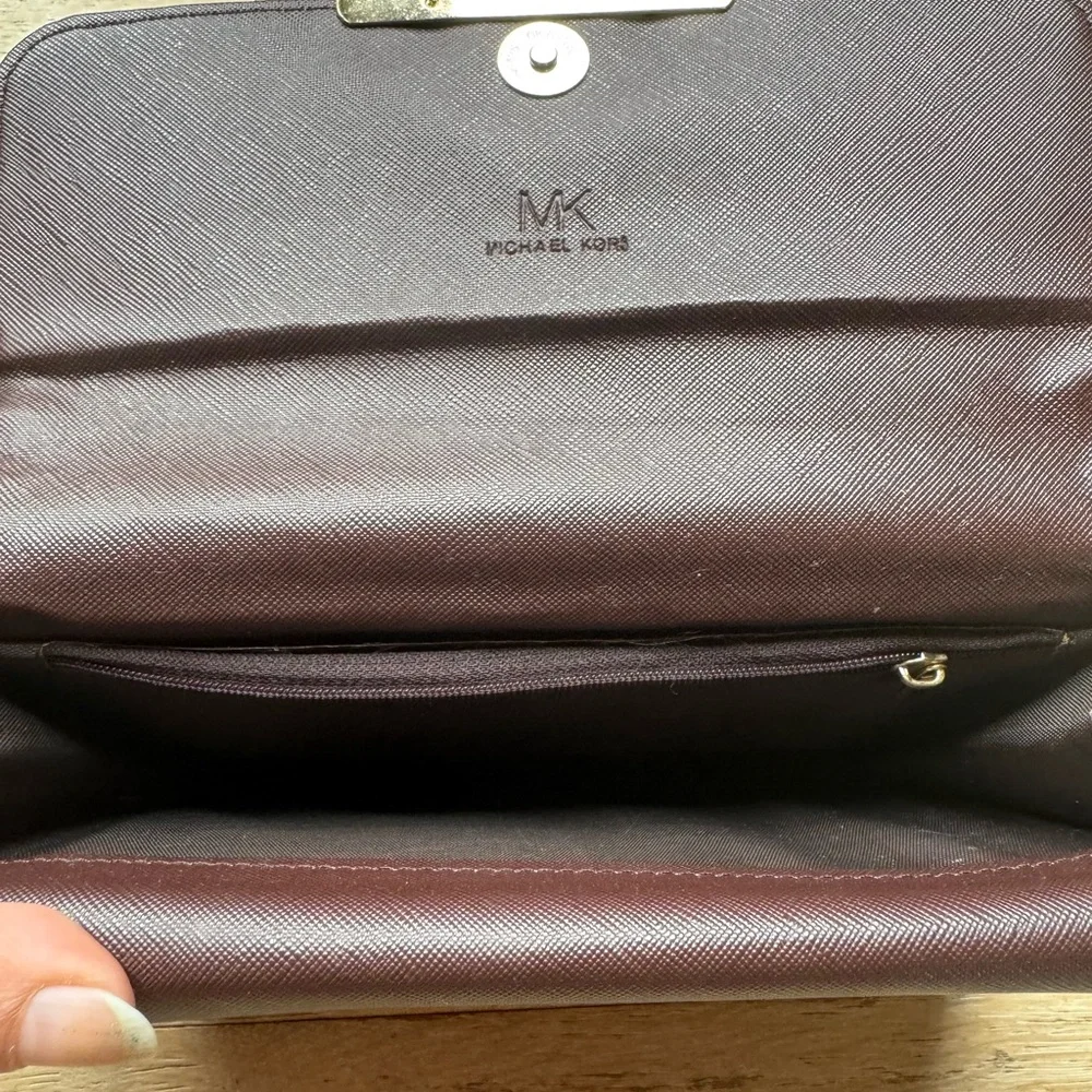 MK Michael Kors log signature Brown Crossbody Bag wallet on chain price firm!